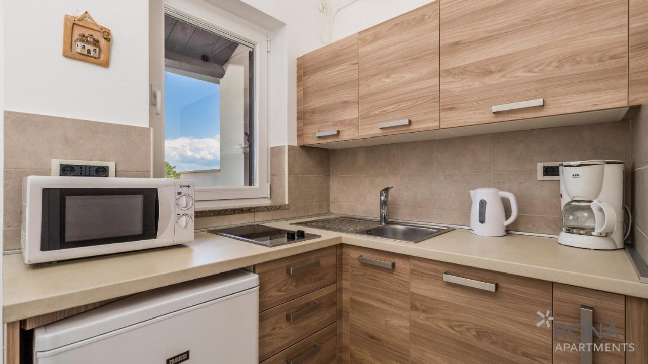 Rona Apartment Zdravko Barbariga Kültér fotó