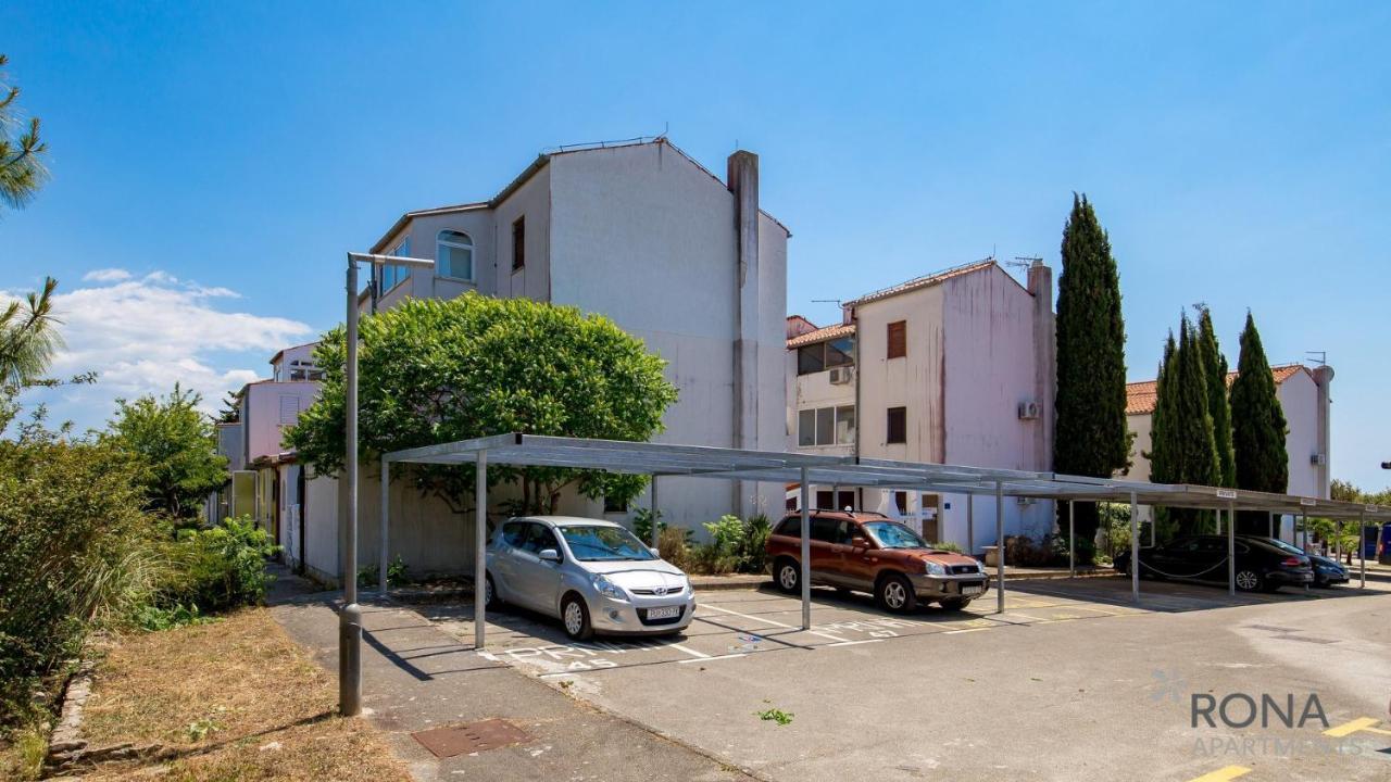 Rona Apartment Zdravko Barbariga Kültér fotó